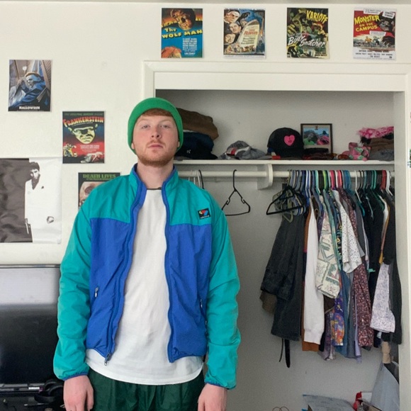 Hello! I’m Brandon 😊 - Picture 5 of 10